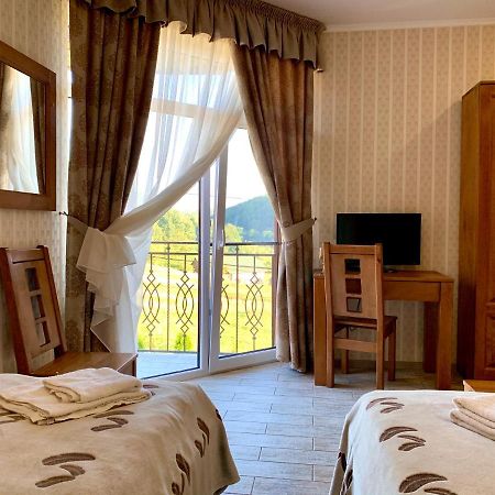 Mini Hotel Solnce Karpat Polyana  Buitenkant foto