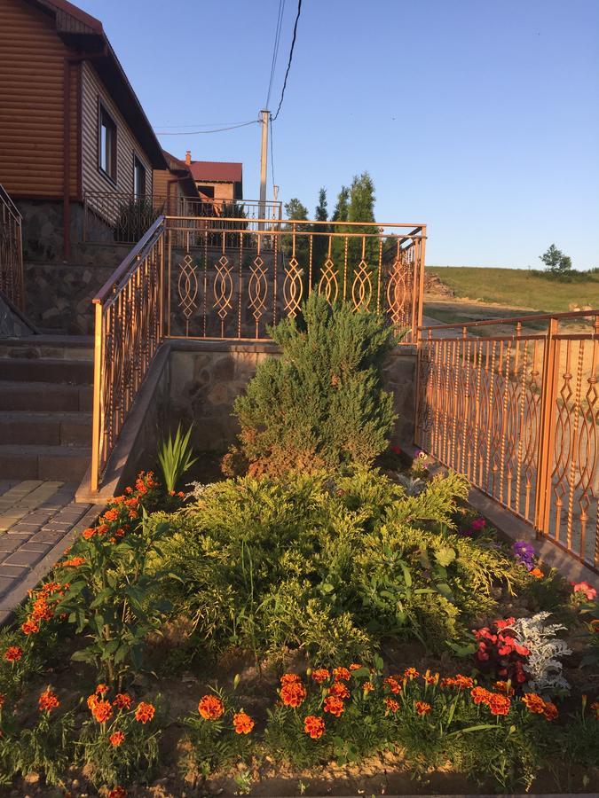 Mini Hotel Solnce Karpat Polyana  Buitenkant foto