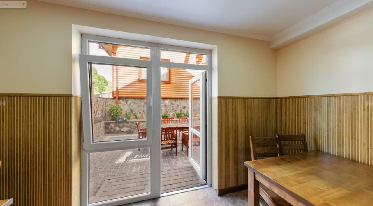 Mini Hotel Solnce Karpat Polyana  Buitenkant foto